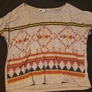 Forever 21 Beige and Multicolor Geometric Tee